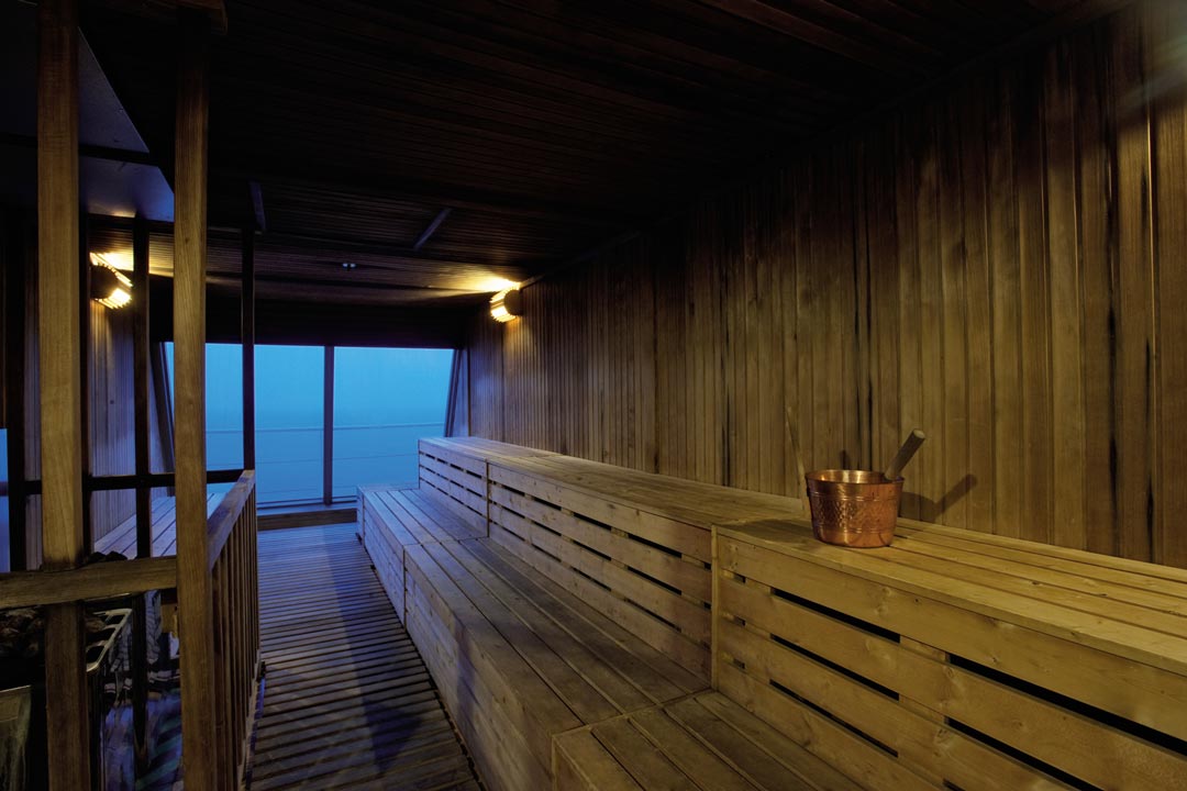 Spa Carnival: Sauna