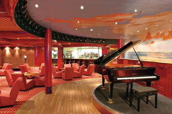 Conte Rosso Piano Bar