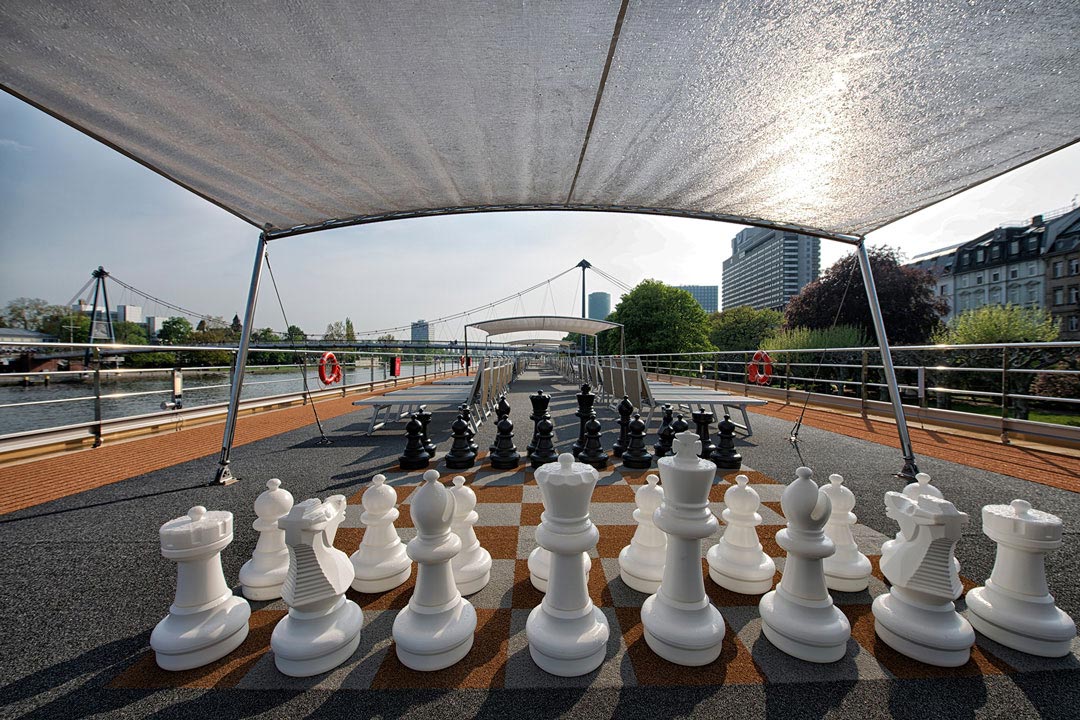 Sky Deck / Chess