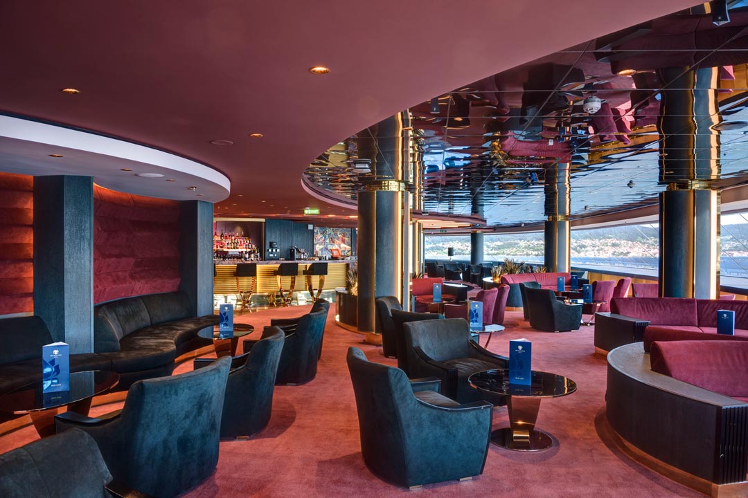 MSC Yacht Club: Top Sail Lounge